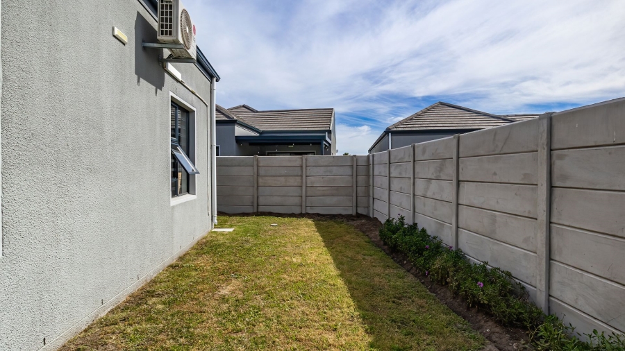 3 Bedroom Property for Sale in Burgundy Estate Western Cape